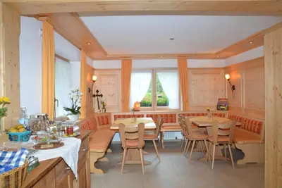 Image de Chambre double 3 avec Wc et douche, 1 - 3 personnes - Mosertonihof