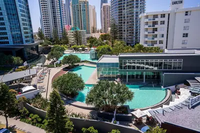 Image de Appartement 1 chambre de luxe avec vue sur l'océan et baignoire spa dans l'Iconic Q1