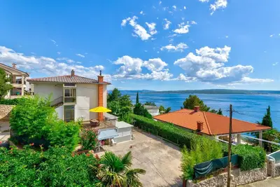 Image de Appartement de vacances pour 4 personnes env. 28 qmà Dramalj, Baie de Kvarner (Crikvenica et environs)