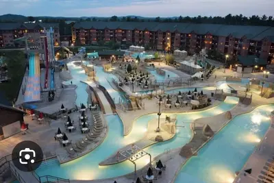 Image de Wyndham Glacier Canyon, Suite présidentielle 2 chambres, du 6 au 11 juillet, sommeil 6 pers.