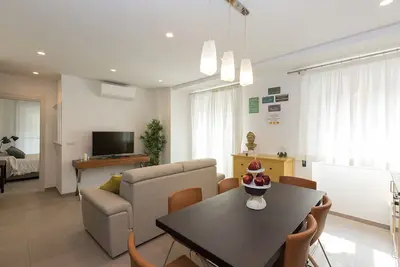 Image de Bel appartement neuf, Viale Trastevere