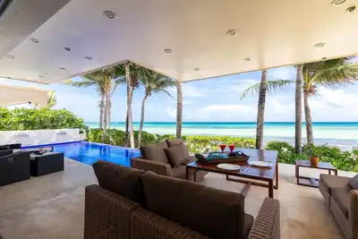 Image de 3 Bdrm Oceanfront maison avec piscine privée - Playacar phase 1