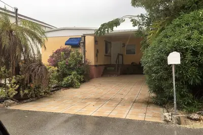 Image de Florida Keys charme __gVirt_NP_NN_NNPS<__ bungalow bord du canal avec quai