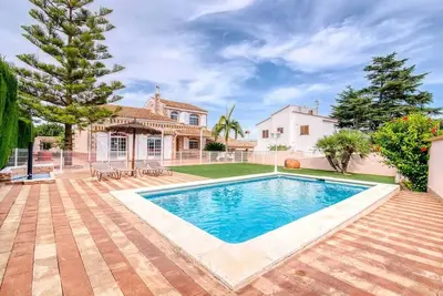 Image de Homerez - Villa à Benifayó avec piscine