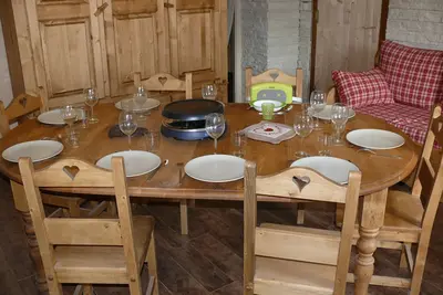 Image de Appartement proche centre ville Samoëns 85 m², 8 à 12 personnes, rénové en 2011