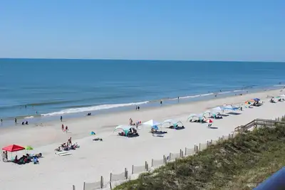 Shipyard Village A55: 3 Br \/ 2 Ba condo à Pawleys Island, 6 couchages
