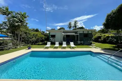 Image de Belle maison de style Bajan avec 3 chambres et piscine privée dans des jardins tropicaux
