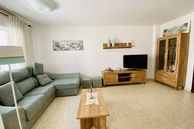 Chipiona / maison mitoyenne / centre ville + plage / 5places / garage /