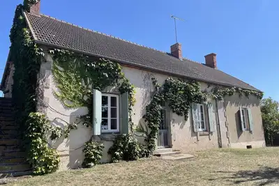 Image de Grande Ferme avec Piscine Privative et Jardin, Proche Étang, Chappes