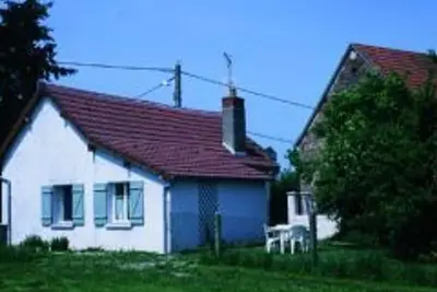 Image de Maison de charme avec jardin clos en Sologne Bourbonnaise, animaux acceptés, près de Moulins.