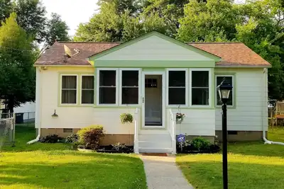 Image de Bienvenue au BiBi's Bungalow ~ Colonial Beach Va