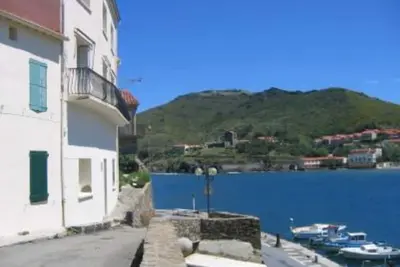 Image de Appartement T2 rue du soleil  donnant sur le port, à proximité de Collioure