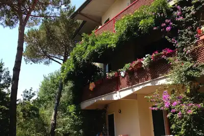 Image de Appartement En Toscane 500 mètres de la mer près de Forte dei Marmi (Versilia)
