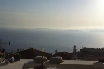 Image de Persefonis view house