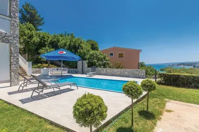 Image de Superbe appartement de 2 chambres à Krk