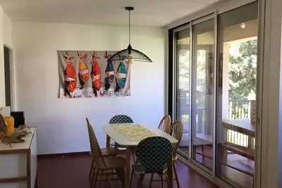 Image de Idéal famille au calme à 2' Centre et Plage terrasse, WiFi, pkg, rénové 2019