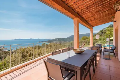Image de Villa Vue Mer Imprenable à Cavalière / Cap Nègre
