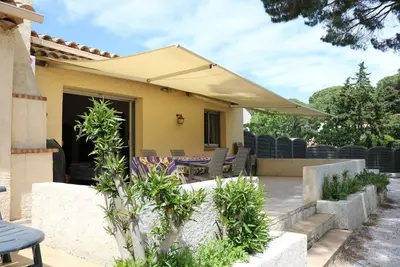 Image de Maison de vacances Ste Maxime pour 1 - 6 personnes avec 3 chambres Ă coucher - Maison de vacances