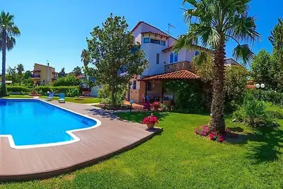 Image de villa avec piscine privée
