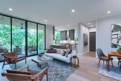 Image de Ferme moderne de luxe au coeur du centre d'Austin