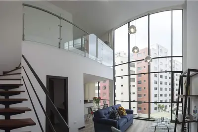 Image de Appartement Sensationnel Pour Couples / Executifs / Courte Famille