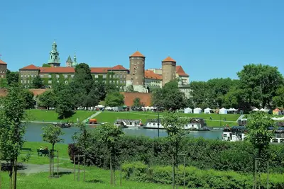 Image de Magnifique château appartement au bord de la rivière