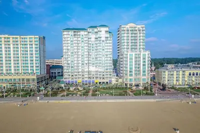 Image de Spacieux 2 lits à Ocean Beach Club Resort-Virginia Beach. Plus de 450 avis Vrbo!