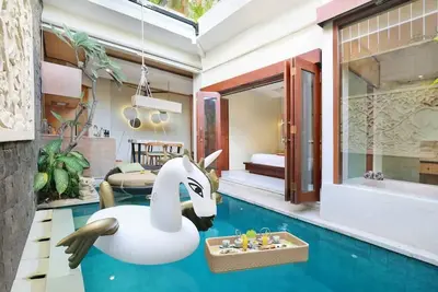 Image de Villas familiales à Legian avec 2br