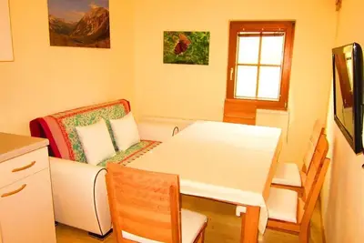 Image de Appartement / 2 Chambres / Appartement 3 - Bon Neusess