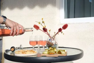 Image de Bmg (Be My Guest). . .