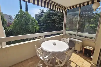 Image de Appartement 2 pièces proche des commerces et plage à pied climatisation