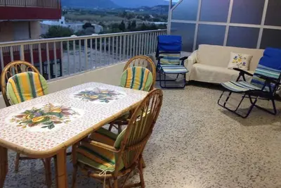 Image de 50 m de la plage/ 2 chambres appartement