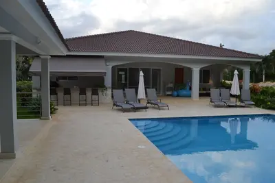 Image de ÇA Y Est! ! ! ! ! ! Nouveaux locataires Paradise Paradise