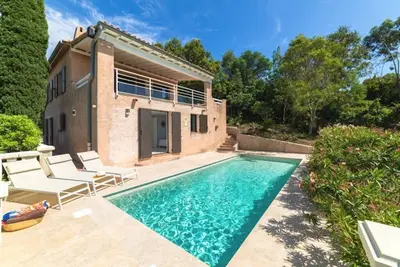 Image de Au calme, vue mer et proche des zones touristiques