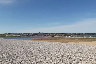 Image de Lieu côtier idéal pour la marche / le cyclisme / les sports nautiques et la côte jurassique