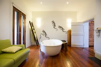 Image de Open Fire et Spa Bath Indulgent Villa et de luxe