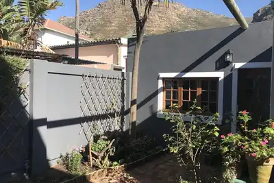 Image de Courtyard Cottage Muizenberg; Cozy Studio Apartment