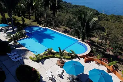 Image de Ocean View Condo 405