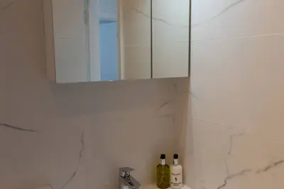 Image de London Northwick Park by Riis Property