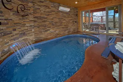 Neuf - Piscine Intérieure Chauffée Privée, Salle de Théâtre, Salle D'arcade