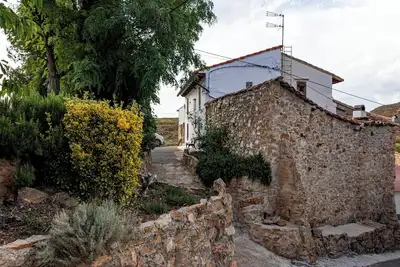 Image de Homerez - Maison spacieuse à Albentosa avec vue sur la montagne