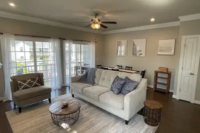 Image de Nouveau Beach House 2 Blocks from Vb Oceanfront Resort