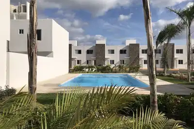 Image de 2 Lits / 1. 5 Ba condo