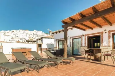 Image de Magnifique villa avec terrasse, jacuzzi et vue imprenable