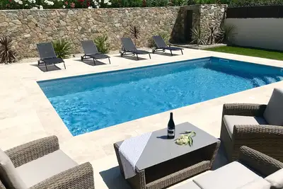 Image de Villa avec piscine chauffée