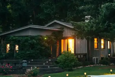 Image de Green Pastures - Shepherds Retreat 5 min to I-65