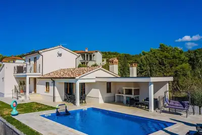 Image de Villa luxuriante à Sv Lovreč Labinski avec piscine privée