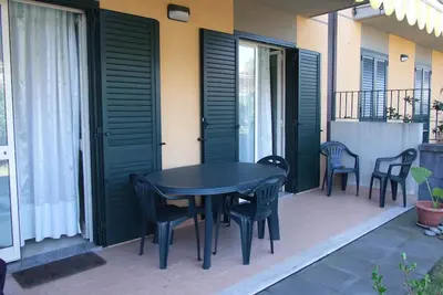 Image de Proche de la mer, appartement lumineux avec jardin