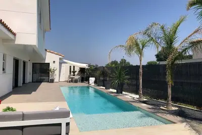 Image de Belle maison récente avec piscine proche Montpellier