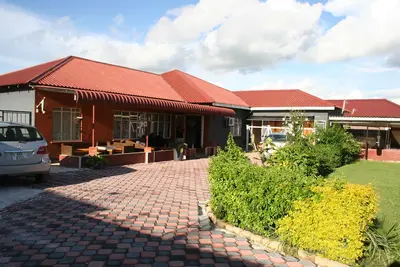 Image de Honeybed Lodge, accessible! Sûr et sécurisé! Silencieux! Informatif et fiable!